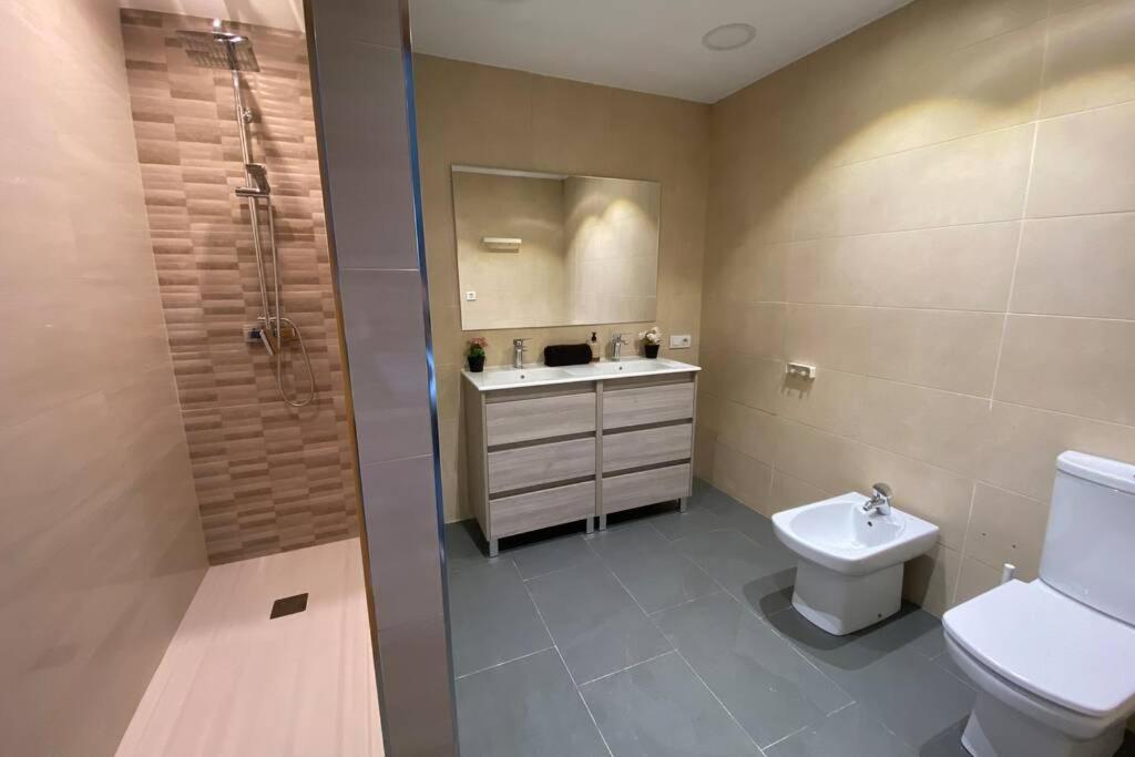 גראו דה קסטיון Modern Villa With Private Pool/ 400M To The Beach מראה חיצוני תמונה