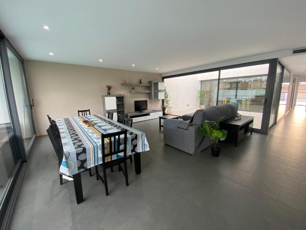 גראו דה קסטיון Modern Villa With Private Pool/ 400M To The Beach מראה חיצוני תמונה